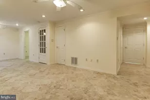 2800 Oakton Manor Ct, Oakton, VA 22124 - Photo 35