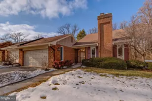 2800 Oakton Manor Ct, Oakton, VA 22124 - Photo 1