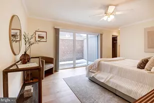 2800 Oakton Manor Ct, Oakton, VA 22124 - Photo 25