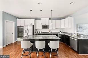 6262 Summit Point Ct, Alexandria, VA 22310 - Photo 17