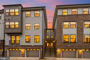 5684 Stephanie Tessa Way, Alexandria, VA 22303 - Photo 25