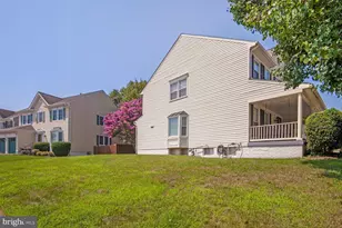 13701 Rosetree Ct, Chantilly, VA 20151 - Photo 7