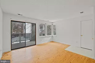 11719 Summerchase Cir, Reston, VA 20194 - Photo 7