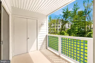 11719 Summerchase Cir, Reston, VA 20194 - Photo 25