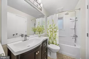 9808 Laurel St, Fairfax, VA 22032 - Photo 13