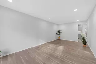 10278 Colony Park Dr, Fairfax, VA 22032 - Photo 11