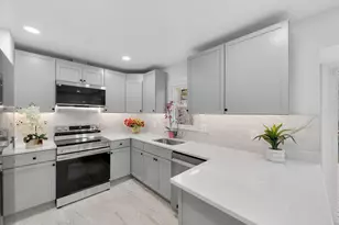 10278 Colony Park Dr, Fairfax, VA 22032 - Photo 7