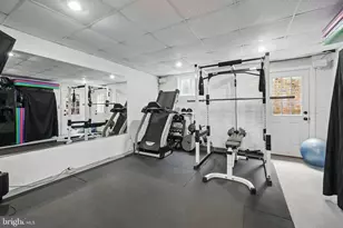 6622 Skyline Ct, Alexandria, VA 22307 - Photo 29