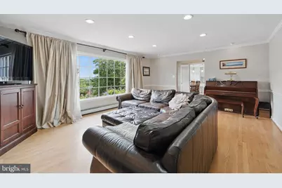 6622 Skyline Court, Alexandria, VA 22307 - Photo 9