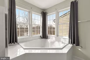 4110 Fairfax Center Creek Dr, Fairfax, VA 22030 - Photo 27