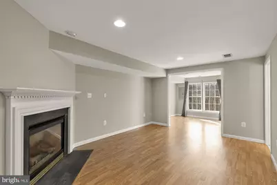 4110 Fairfax Center Creek Drive, Fairfax, VA 22030 - Photo 35