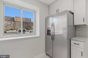 1710 Tyvale Ct, Vienna, VA 22182 - Photo 7