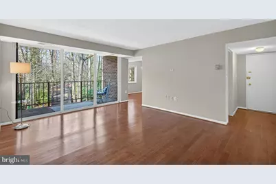 1526 Northgate Square #11, Reston, VA 20190 - Photo 5