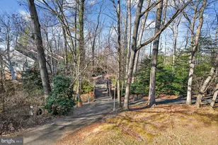 1526 Northgate Square, Reston, VA 20190 - Photo 27