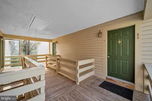 2233 Lovedale Ln, Reston, VA 20191 - Photo 3