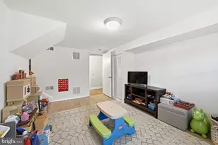 4616 Exeter St, Annandale, VA 22003 - Photo 23