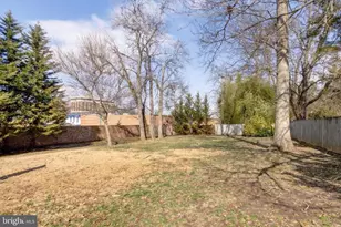 202 Glen Ave SW, Vienna, VA 22180 - Photo 23