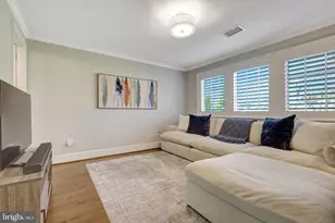 732 Lawton St, McLean, VA 22101 - Photo 49