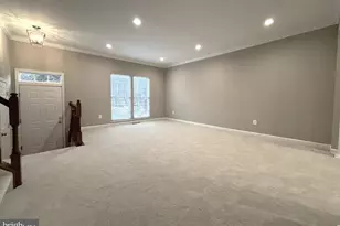 2035 Madrillon Springs Ct, Vienna, VA 22182 - Photo 5