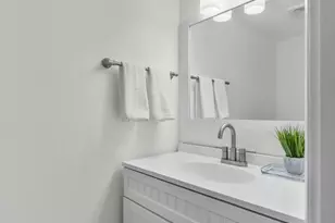 2320 Emerald Heights Ct, Reston, VA 20191 - Photo 21