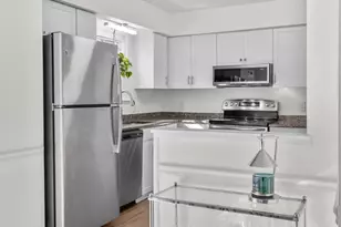 2320 Emerald Heights Ct, Reston, VA 20191 - Photo 15