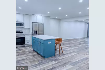 10321 Hampshire Green Avenue, Fairfax, VA 22032 - Photo 13