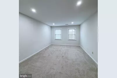 10321 Hampshire Green Avenue, Fairfax, VA 22032 - Photo 35