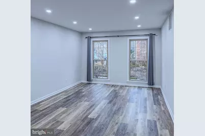 10321 Hampshire Green Avenue, Fairfax, VA 22032 - Photo 9