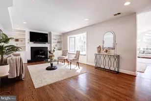 8017 Iliff Dr, Dunn Loring, VA 22027 - Photo 19