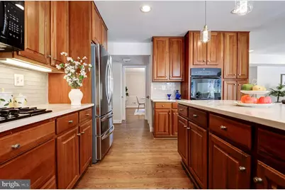 8017 Iliff Drive, Dunn Loring, VA 22027 - Photo 9