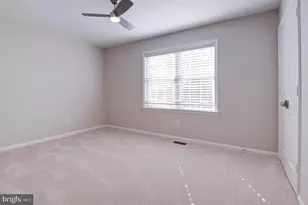 8017 Iliff Dr, Dunn Loring, VA 22027 - Photo 45