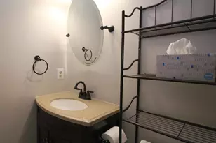 7831 Gum Springs Village Dr, Alexandria, VA 22306 - Photo 17