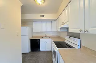 4643 Logsdon Dr, Annandale, VA 22003 - Photo 5