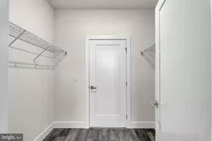 1761 Old Meadow Rd, McLean, VA 22102 - Photo 17