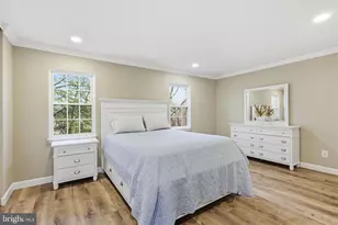 13707 Autumn Vale Ct, Chantilly, VA 20151 - Photo 11