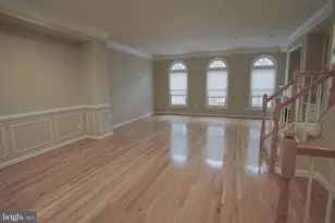 1609 Leeds Castle Dr, Vienna, VA 22182 - Photo 13