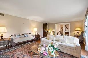 1207 Towlston Rd, Great Falls, VA 22066 - Photo 13