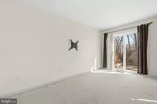 5885 Woodfield Estates Dr, Alexandria, VA 22310 - Photo 17