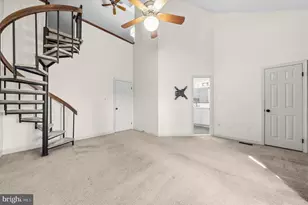 5885 Woodfield Estates Dr, Alexandria, VA 22310 - Photo 19