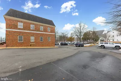 156 Maple Avenue E, Vienna, VA 22180 - Photo 1