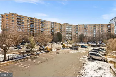 8340 Greensboro Drive #118, McLean, VA 22102 - Photo 1