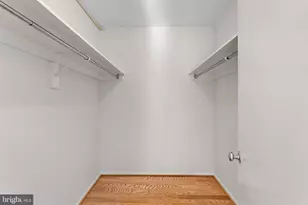 8340 Greensboro Dr, McLean, VA 22102 - Photo 21