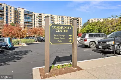 8340 Greensboro Drive #118, McLean, VA 22102 - Photo 49