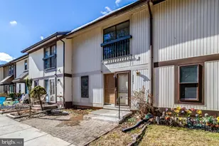 5502 Peppercorn Dr, Burke, VA 22015 - Photo 3