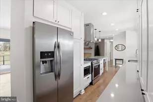 2204 Shiver Dr, Alexandria, VA 22307 - Photo 9