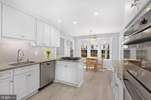 9451 Lapstrake Ln, Burke, VA 22015 - Photo 17