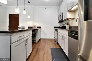 6301 Edsall Rd, Alexandria, VA 22312 - Photo 3