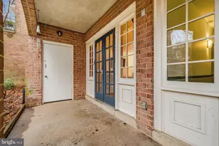 5913 Prince James Dr, Springfield, VA 22152 - Photo 17