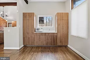 9508 Watts Rd, Great Falls, VA 22066 - Photo 11