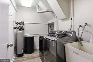 9508 Watts Rd, Great Falls, VA 22066 - Photo 21